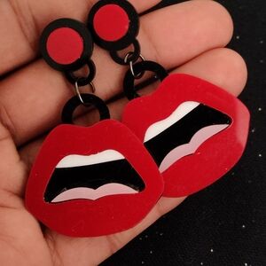 Fashion Jewelry Red and Black Lip Earrings